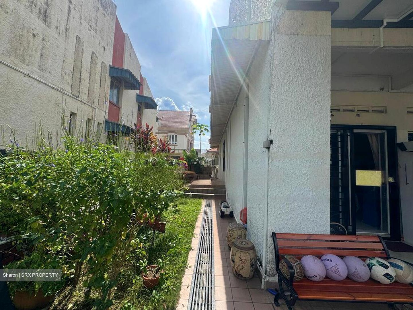 Serangoon Garden Estate (D19), Terrace #462131071